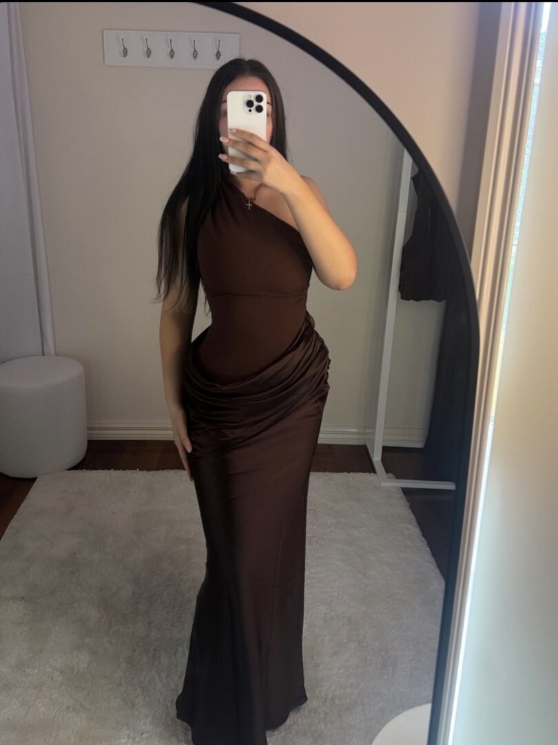 Jasmine One-Shoulder Maxi Dress