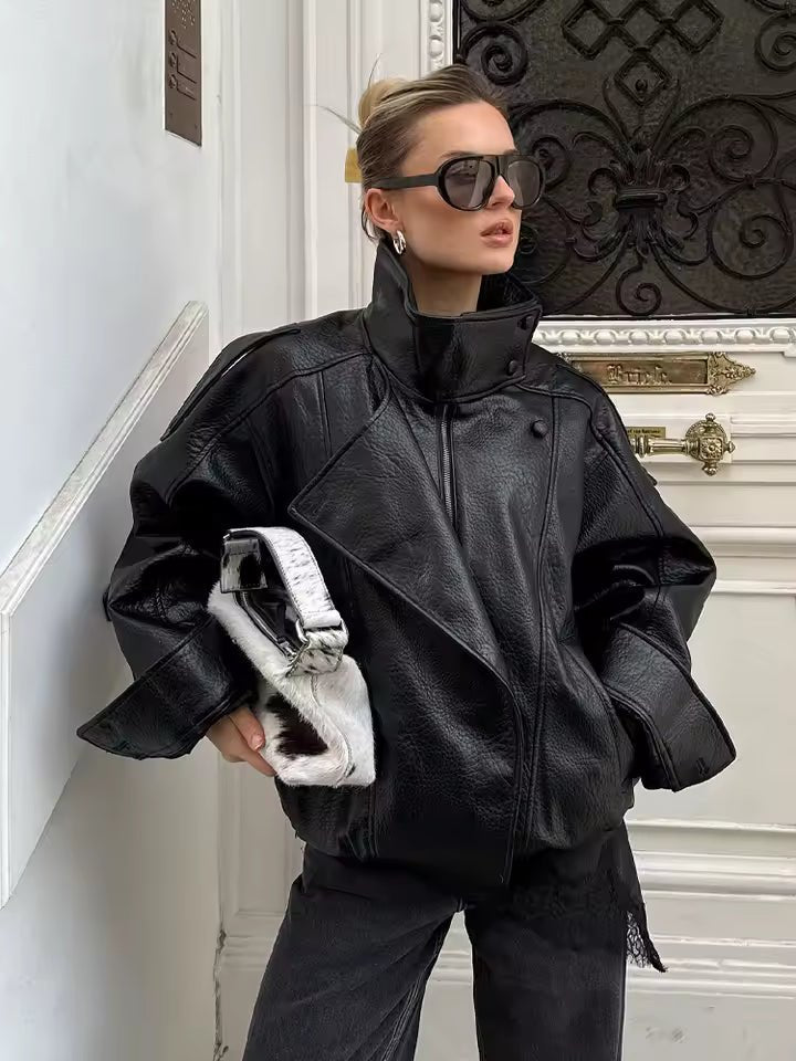 Elena Aszimmetrikus gombos zsebes dzseki