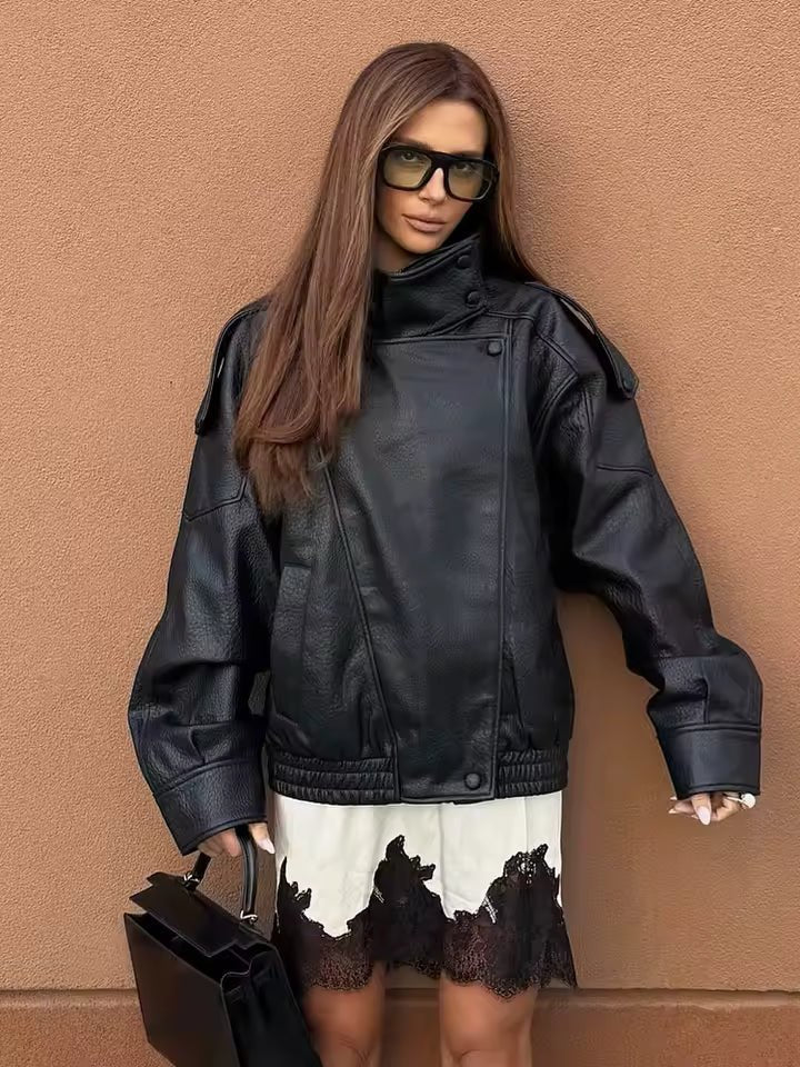 Elena Aszimmetrikus gombos zsebes dzseki