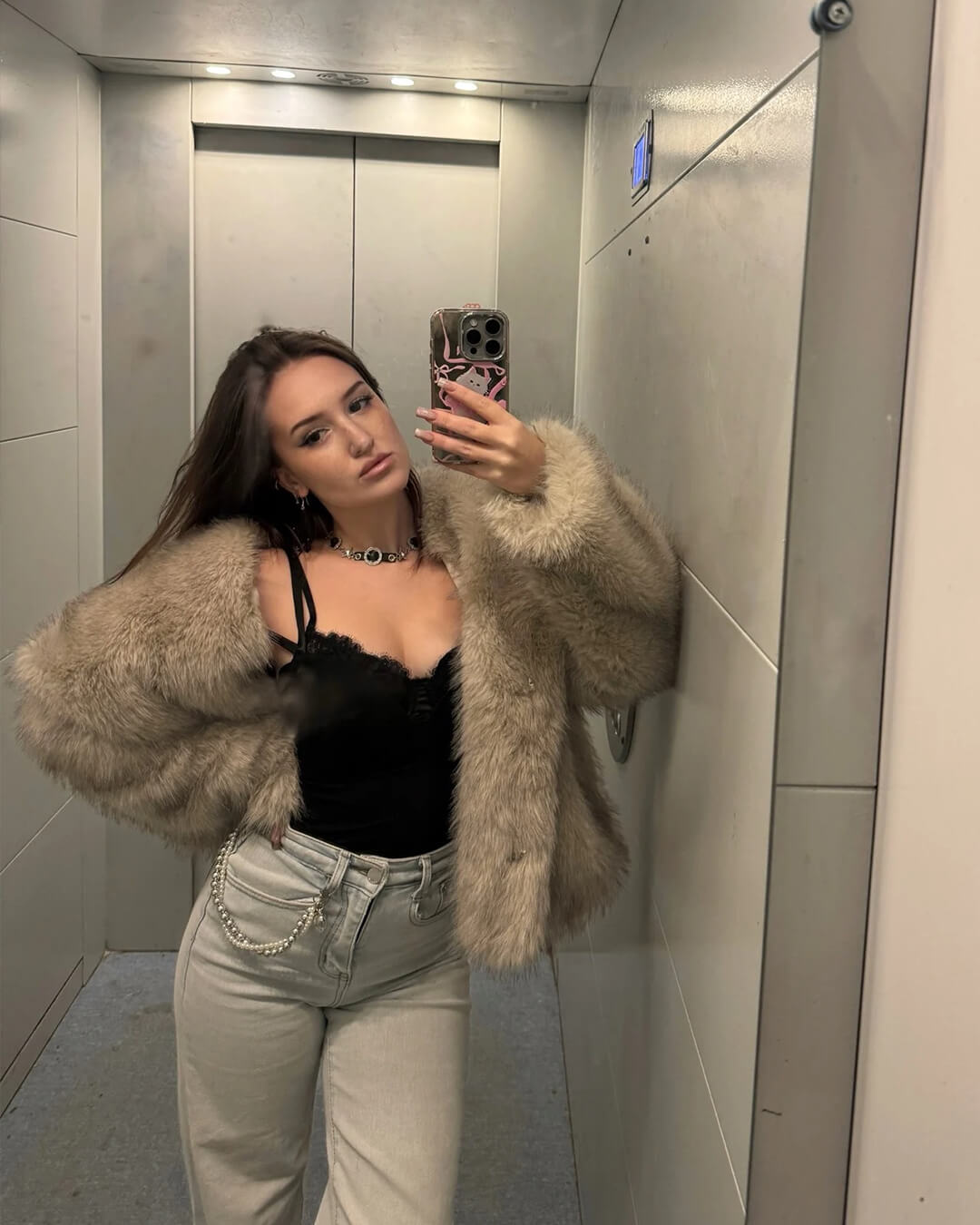 SOERA Krista Faux Fur Jacket - Jackets - Wu1765197968553815535 Beige L